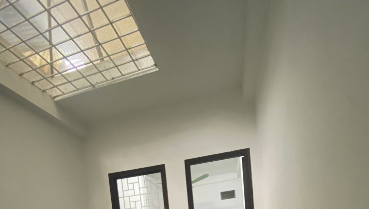 CHO THUÊ NHÀ NGUYÊN CĂN  NGÕ YÊN LÃNG, 80M2, 4 TẦNG, 4 NGỦ, 4 WC, GIÁ 20 TRIỆU